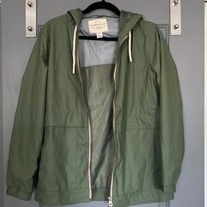 Never worn Weatherproof women’s rain jacket.